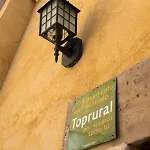 Vivienda Turistica El Caneco *