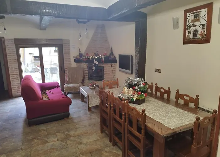 Vivienda Turistica El Caneco * Tordesillas